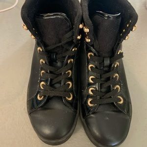 Aldo lace up combat style boots/booties